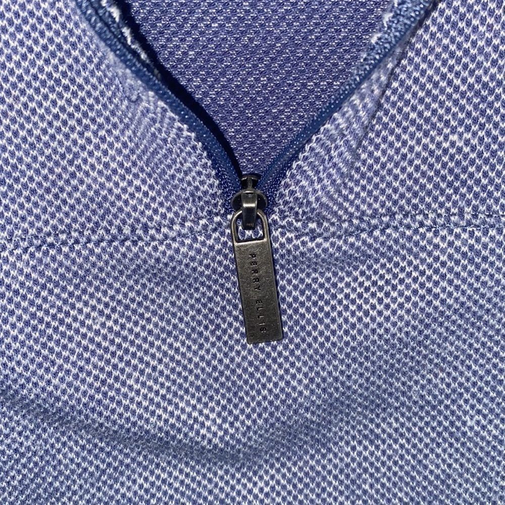 Perry Ellis Quarter Zip Pullover - Picture 4 of 10